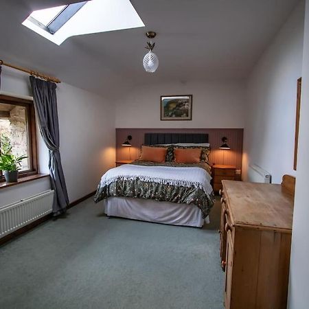 The Wheelhouse At Hewish Mill Villa Bittadon ภายนอก รูปภาพ
