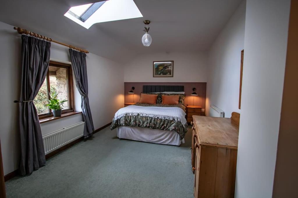 The Wheelhouse At Hewish Mill Villa Bittadon ภายนอก รูปภาพ