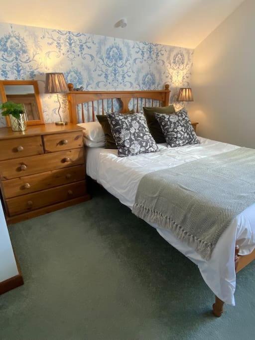 The Wheelhouse At Hewish Mill Villa Bittadon ภายนอก รูปภาพ